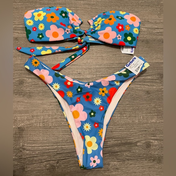 Other - Floral Print Bikini